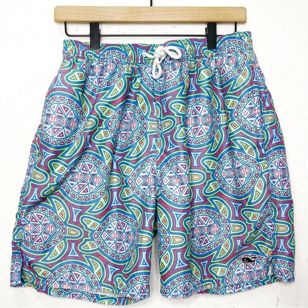 Vineyard Vines Sea of Turtles Swim Trunks Size Medium
